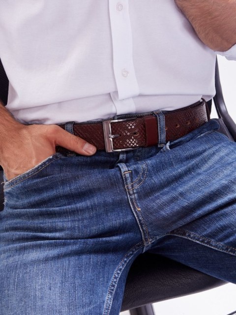  Klasyczny Pasek Ze Skóry Naturalnej Zdobiony Tłoczeniem We Wzór Skóry Węża