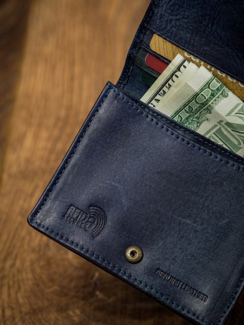  Niewielki Portfel Męski Buffalo Wild Wersja Pionowa