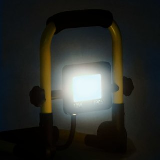  Reflektor LED z uchwytem, 10 W, zimne białe światło Lumarko!