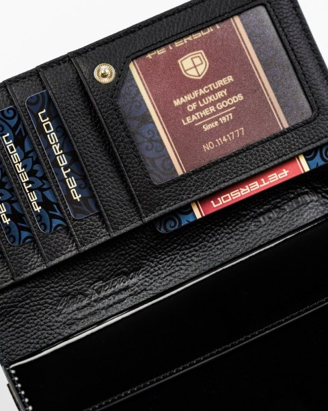 Czarny portfel damski skórzany z akcentem — Peterson