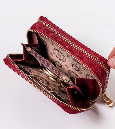 Skórzane etui na klucze i dokumenty — Peterson