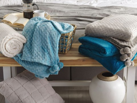  Koc 150 x 200 cm kremowy SAMUR