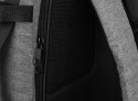 Wodoodporny plecak idealny jako bagaż podręczny do samolotu — Peterson