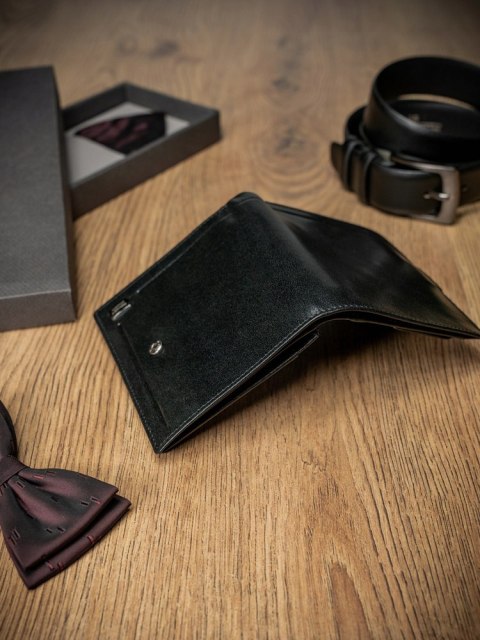 Elegancki portfel męski ze skóry naturalnej Lumarko!