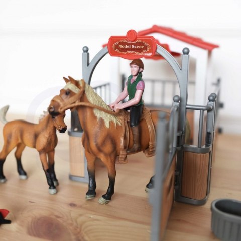 WOOPIE Zestaw Stajnia Zagroda dla Koni Figurki 18 el.  Lumarko!