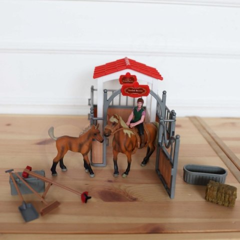 WOOPIE Zestaw Stajnia Zagroda dla Koni Figurki 18 el.  Lumarko!