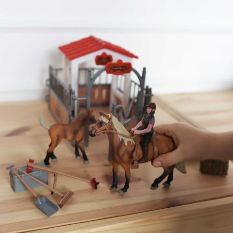 WOOPIE Zestaw Stajnia Zagroda dla Koni Figurki 18 el.  Lumarko!