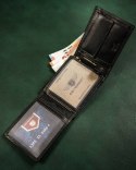 Klasyczny, skórzany portfel męski z systemem RFID — Peterson Lumarko!