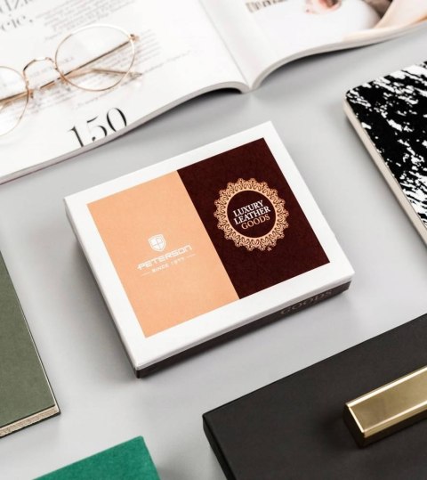 Skórzany portfel damski z systemem RFID — Peterson Lumarko!