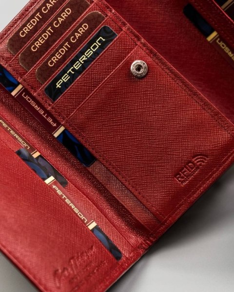 Portfel damski na zatrzask ze skóry naturalnej — Peterson Lumarko!