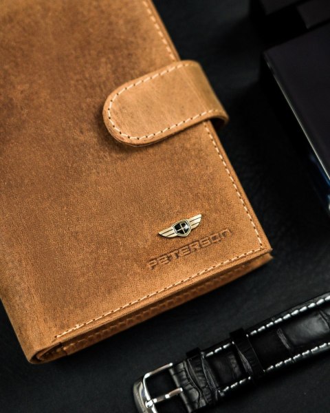 Skórzany portfel z zapinką na zatrzask — Peterson Lumarko!