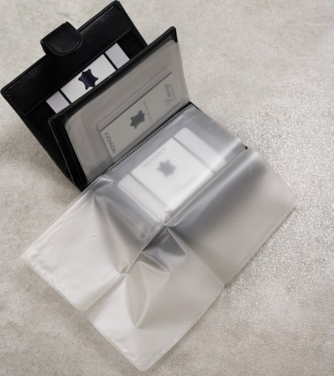 Klasyczny portfel męski z eleganckimi przeszyciami — Cavaldi Lumarko!