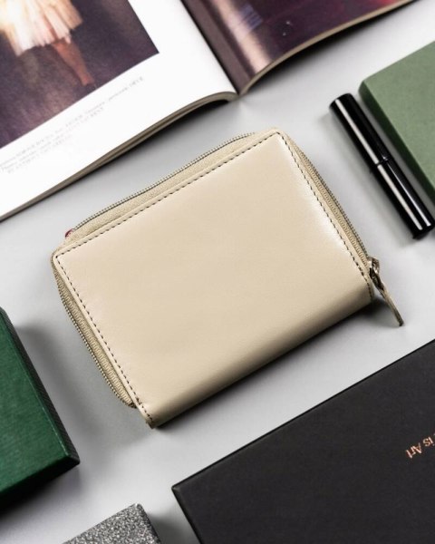 Skórzany Portfel Damski Na Zatrzask I Zamek Lumarko!