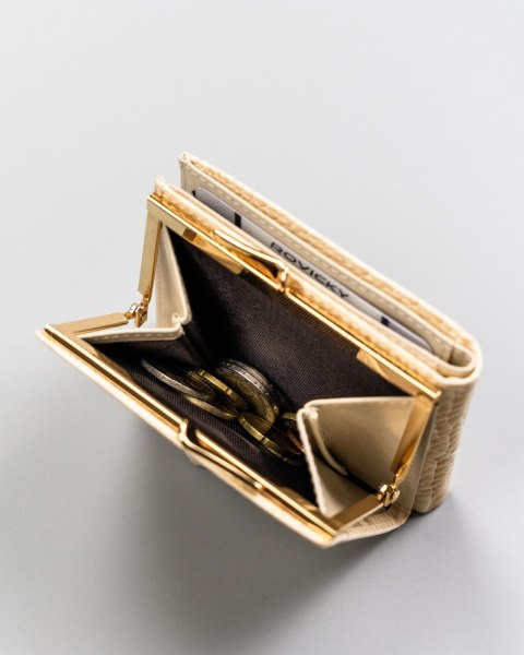 Elegancki, mały portfel damski na bigiel i zatrzask — Milano Design Lumarko!