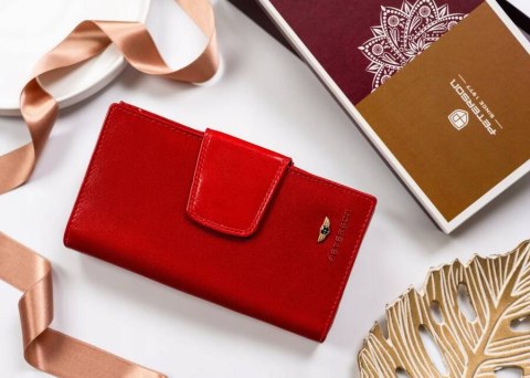 Pojemny, skórzany portfel damski na zatrzask Lumarko!