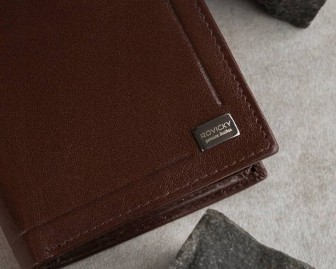 Elegancki portfel męski ze skóry naturalnej, bez zapięcia - Rovicky Lumarko!