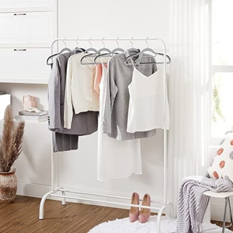 Zestaw 30 wieszaków z ubrania, nie poślizgowe plastikowe wieszaki, wieszaki na płaszcz, o grubości 0,5 cm, 42 cm długości, srebr