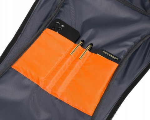 Duży, pojemny plecak z portem USB i miejscem na laptopa - Peterson Lumarko!