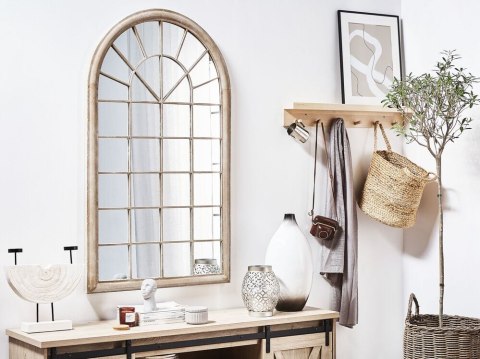 Metalowe lustro ścienne okno 77 x 130 cm beżowe TREVOL