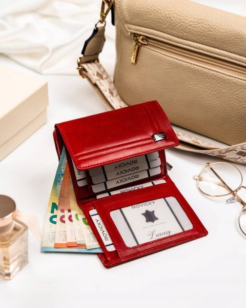 Portfel damski ze skóry naturalnej zamykany na zatrzask - Rovicky Lumarko!