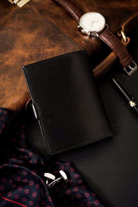 Rozbudowany portfel męski ze skóry naturalnej z systemem RFID Lumarko!