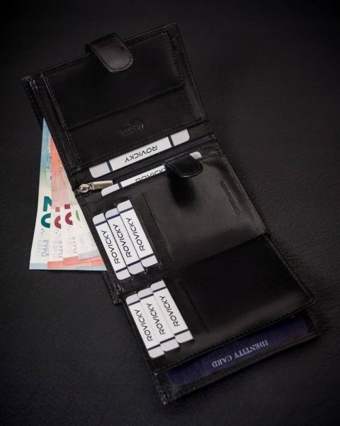 Rozbudowany portfel męski ze skóry naturalnej z systemem RFID Lumarko!