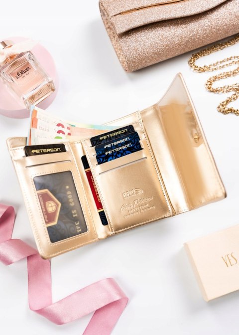 Portfel damski ze skóry ekologicznej na zatrzask i suwak Lumarko!