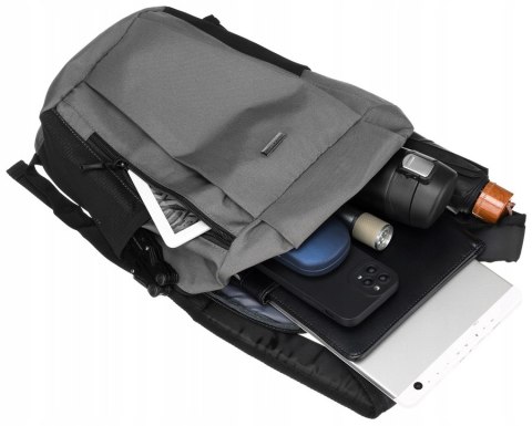 Mały plecak turystyczny z poliestru Lumarko!