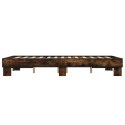 VidaXL Rama łóżka, brązowy dąb, 140x190 cm, materiał drewnopochodny