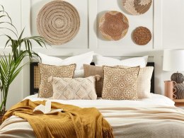 Bawełniana poduszka dekoracyjna geometryczny wzór 45 x 45 cm beżowa CEIBA