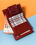 Mały, skórzany portfel damski na zatrzask i bigiel Lumarko!