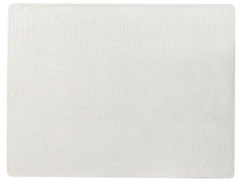 Narzuta na łóżko tłoczona 150 x 200 cm biała SURMI