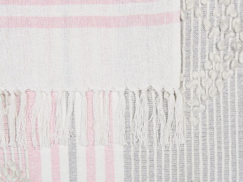 Koc KAMAN 125 x 150 cm Różowy