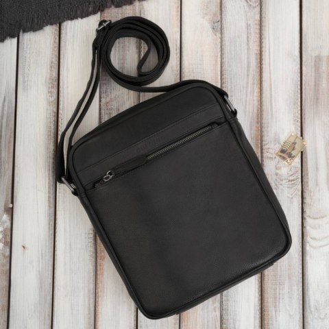 Listonoszka męska skórzana na ramię torba męska w kolorze czarnym Paolo Peruzzi AL-20-BL