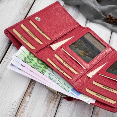 Portfel damski duży czerwony ze skóry naturalnej pojemny Paolo Peruzzi T-138-RD