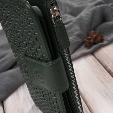 Portfel damski skórzany w kolorze butelkowej zieleni duży pleciony Paolo Peruzzi AY-08-GB