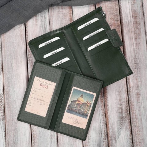 Portfel damski skórzany w kolorze butelkowej zieleni duży pleciony Paolo Peruzzi AY-08-GB