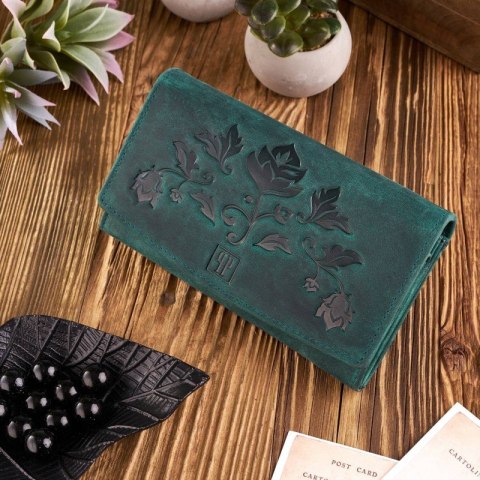 Zestaw prezentowy portfel damski skórzany vintage i brelok do kluczy zielony Paolo Peruzzi ZUP-104-GR