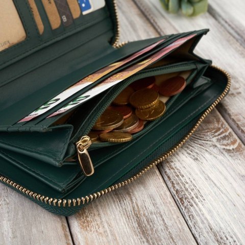 Damski portfel ze skóry naturalnej kopertówka Paolo Peruzzi AV-05-GR