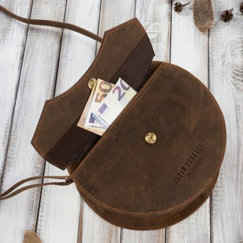 Torebka damska na ramię jasnobrązowa okrągła skórzana Paolo Peruzzi T-92-LB