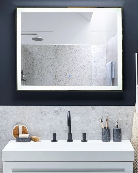 Lustro łazienkowe LED MONTARON 80 cm 60 cm Srebrny