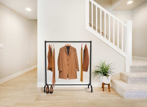 Wieszak na ubrania Lara 120x38x120 cm czarny